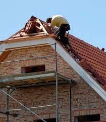 Reparation Et Renovation De Toiture A Sainte Maxime Dans Le Var Couvreur Fernandez