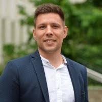 Alex Mattern's Instagram, Twitter & Facebook