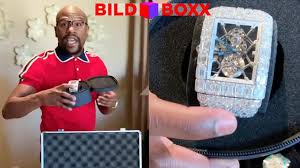 #conor mcgregor #floyd mayweather #boxing #ufc #dana white #ireland. Floyd Mayweather Ein Protz Boxer Und Seine 18 Millionen Armanbanduhr Bild Boxx Bild De