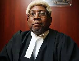 Woman wins appeal against driving conviction