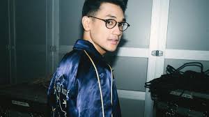 Lagu ini sering dinyanyikan ulang, termasuk oleh penyanyi. Chord Bunga Terakhir Afgan Kunci Gitar Mudah Diikuti Dari Am Tribunstyle Com