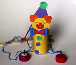 Clown Basteln Aus Klopapierrollen Tonpapier Spielzeug Clown Basteln Klopapierrollen Basteln Basteln Mit Papier