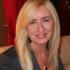 Angelina Rea's Instagram, Twitter & Facebook