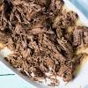 You guys have been loving instant pot beef and broccoli, and i know you are going to love this ultra tender instant pot pepper steak stir fry too! 1