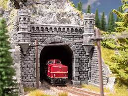 7 beste wolf ausmalbilder kostenlos zum ausdrucken. Noch 58270 Granit Tunnel Portal 1 Gleisig 16 X 15 2 Cm H0