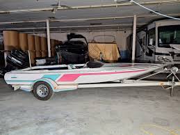 I have never skied in December 💙🥶 I'm 61 and trying not to let the old  woman in. Thanks to hubby for wetsuit. It was a wonderful day! (Water was  54 degrees