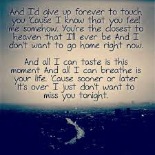 Iris By The Goo Goo Dolls These Particular Lyrics Make Me Cry Every Time I Hear Them Reminds Me Of How Love Songs Lyrics Song Lyric Quotes Favorite Lyrics