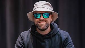 Dave Portnoy Wins $20K Heads-Up Poker Match