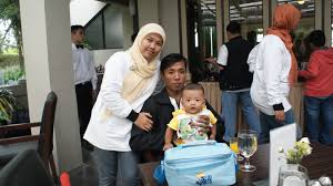 Aplikasi yang dikembangkan oleh apptornado ini bekerja untuk memberikan efek keriput pada wajah melalui foto secara instan. Aplikasi Edit Mata Merem Jadi Melek Terkait Mata