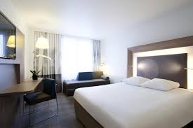 Novotel Paris 17 Parisi 7 9 10 Enhmerwmenes Times Gia To 2021