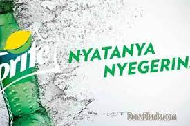 Media iklan ini belum ditinggalkan meski adanya perkembangan teknologi. 20 Contoh Iklan Slogan Dan Poster Beserta Gambar Donabisnis