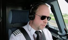 easyJet: How budget airline pilots are given 'minimum list' to fly with  FAULTY parts