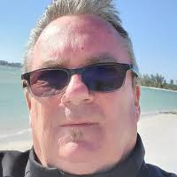 Frank Grande a Art Director