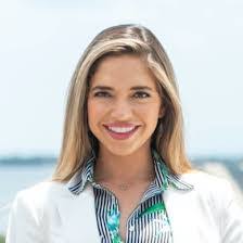 Susanne Vaughn's Instagram, Twitter & Facebook