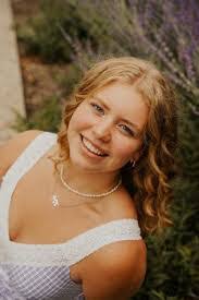 Julia Harms's Instagram, Twitter & Facebook