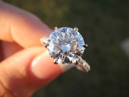 The wind carries it's voice, the gulls soar from their lofty perches. 2 60diamond Engagement Ring 2 Oo I Vs1 Gia Center I Do Now I Don T