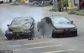 Maybe you would like to learn more about one of these? Bakpe U Turn Kat Situ Cari Masalah Sungguh Buat U Turn Secara Tiba Tiba Perdana Dirempuh Volvo Sehingga Bergegar Cctv