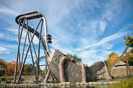 It replaced the former gyrotower observation tower, and reuses the original tower. The Mighty Colossos Back At Heide Park Reviews Themeparks Eu Com