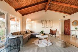 Airbnb Plus Design Report 2019 Biggest Decor Trends Trending Decor Interior Design Renting A House