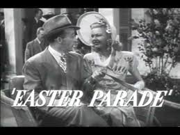 A look inside the farmhouse from the classic 1940s christmas movie holiday inn starring bing crosby and fred astaire and its. Holiday Inn Trailer 1942 Youtube