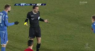 Colectie de bancuri, glume, poze haioase, caricaturi, culmi, perle examene si alte lucruri funny. Video Nebunie In 60 De Secunde Cum A Putut ColÅ£escu SÄƒ Elimine Un Fotbalist La Voluntari Fcsb Primul Galben E Din Desene Animate