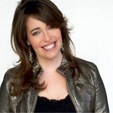 Leslie Langford's Instagram, Twitter & Facebook