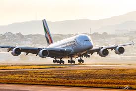 Amanhã, os enormes aviões Boeing 747-8 e Airbus A380 devem voltar a poder operar na pista auxiliar de Guarulhos