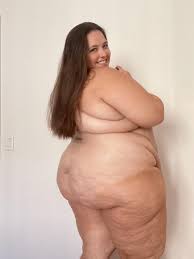 Glücklich, süß und nackt ist die beste Kombination für eine Frau ☺️ : rBBW