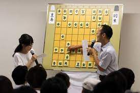 第41期棋聖戦挑戦手合七番勝負 第3局 大盤解説会 2017/02/09 昨年3月の「2016年度第12回オールアマ囲碁団体戦」bクラスで優勝し、賞品として日本棋院のプロ棋士による指導碁券を戴いた。 å°†æ£‹ä¼šé¤¨ã®å¤§ç›¤è§£èª¬ä¼š å°†æ£‹ è§£èª¬ ãƒ–ãƒ­ã‚°
