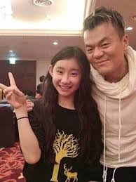 Meanwhile, chaeryeong stayed on at jyp entertainment, . Itzy Stans Rare Pre Debut Photo Of Chaeryeong With Jyp Facebook