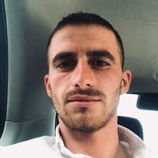 Arnold Lleshi added a temporary profile picture.