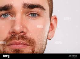 4046 hi-res stock photography and images