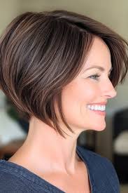 32 Cute Mom Haircuts That Make Every Day A Good Hair Day