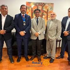 Saludo Protocolar gobernado Ricardo Diaz