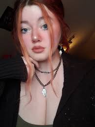 Honey is thriving in its new location in the Carmel City Center. The store  offers guests a personalized jewelry making experience. Click the link  below to learn more!