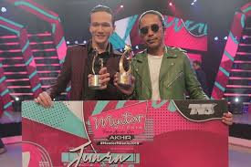 Mentor milenia, sebuah rancangan realiti hiburan terbaharu, yang menampilkan mentor tomok, akim, hazama dan black serta. Keputusan Konsert Akhir Mentor Milenia 2019 Iluminasi