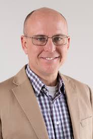 As organic grain farming continues to expand in Ohio, Ohio State University  Extension professionals like Farm Management Field Specialist Eric Richer  are helping to bridge the gap between farmers and researchers. The