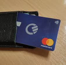 Curve is simply an intermediary card, a mastercard to which you can link all of your existing visa and mastercard payment cards. Curve Stop Carrying Lots Of Cards And Control Your Spending Coolsmartphone