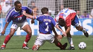 Coupe du monde 98 fait partie de ces jeux de football qui ont marqué leur époque mais surtout la mémoire de nombreux joueurs. Bonus France Paraguay Commentaires T Gilardi Coupe Du Monde 1998 Youtube