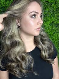 Balayage en tonos beige 🙌🏼💁🏼‍♀️ #estilistacostarica  #colortransformation #beauty #salonesdebellezacostarica cuidadodelcabello  hair cabelloshermosos colortransformation