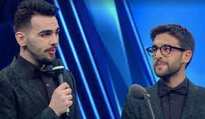 Au cours de la dernière heure. Sanremo 2021 Il Volo Takes The Stage Despite The Terrible Mourning That Hit Them The Moving Tribute Ruetir Ruetir