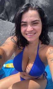 Amanda Giudicelli : rCelebrityBelly