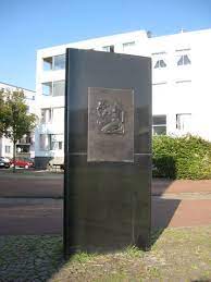 Amsterdam (/ ˈ æ m s t ər d æ m /, uk also / ˌ æ m s t ər ˈ d æ m /, dutch: Jewish Memorial Hollandia Kattenburg Amsterdam Tracesofwar Com