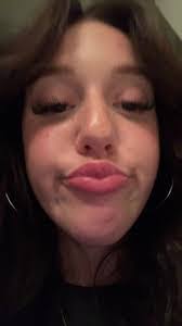 Lee Ferretti's Instagram, Twitter & Facebook