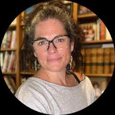 Dr. Ann Maureen McCaughan, LCPC. Therapist in Illinois