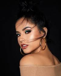 Smarturl.it/ytbeckyg música disponible / available music: Becky G Instagram Followers