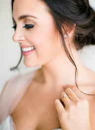 Le Chateau West Texas Bridal: Natural Light & Romantic Style