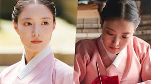 Lee Se Young Bukan Dayang Biasa di The Red Sleeve Cuff