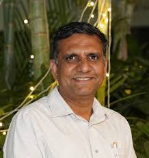 Neeraj Grover's Instagram, Twitter & Facebook