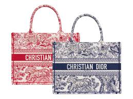 — baixar iann dior toques para celular grátis em mp3. Dior Mini Book Tote